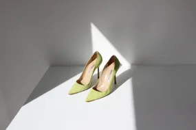 2000s MANOLO BLAHNIK Chartreuse Suede Pumps ~ Euro 38