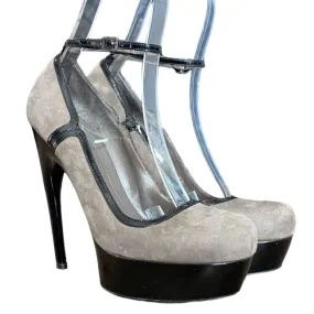 ALEXANDER MCQUEEN Gray Suede Ankle Strap Platform Horn Heel Pumps, Size 37