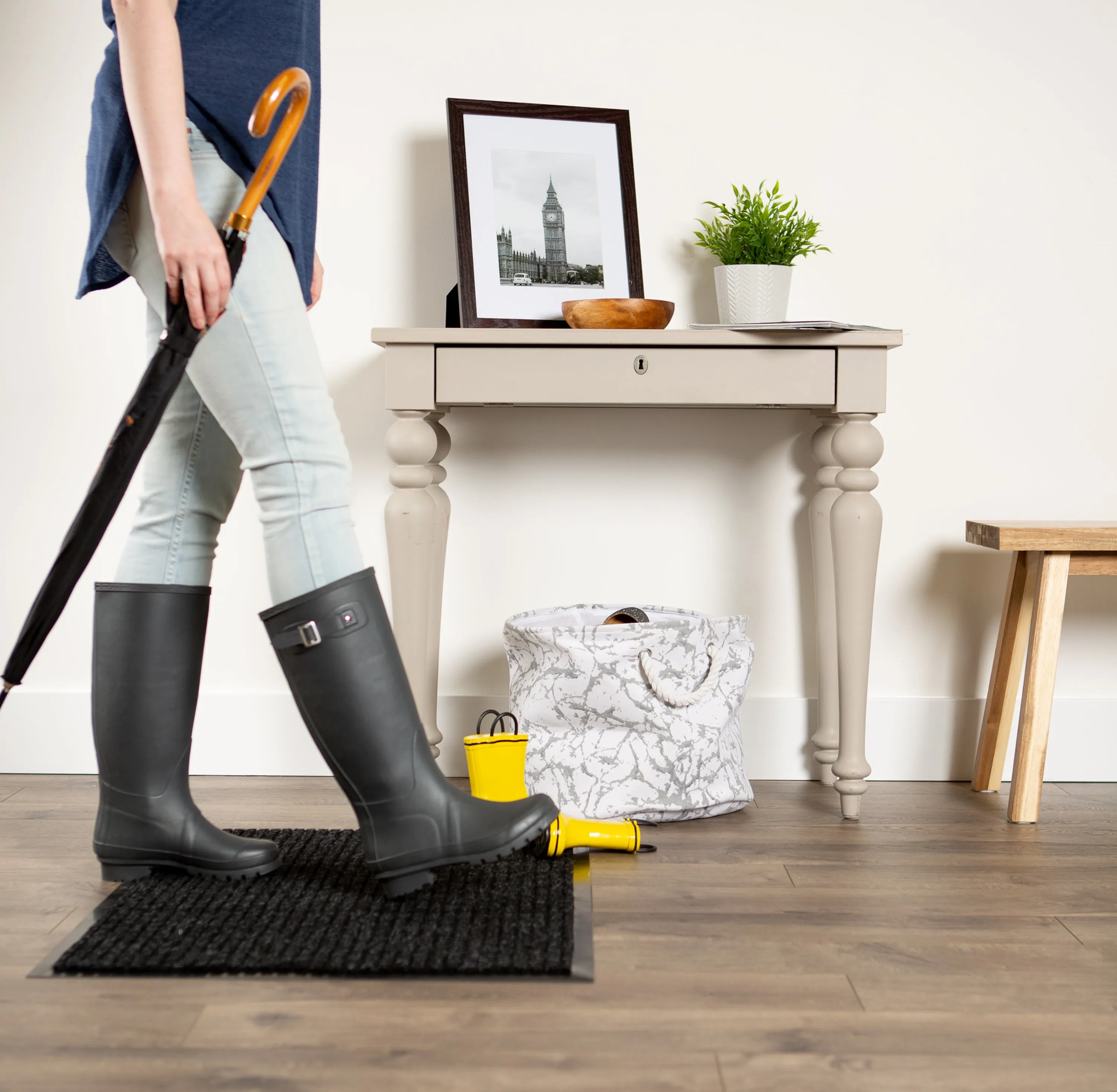 Charcoal Ribbed Utility Mat