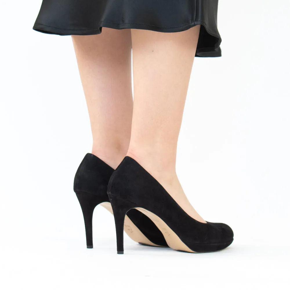 Classic Black