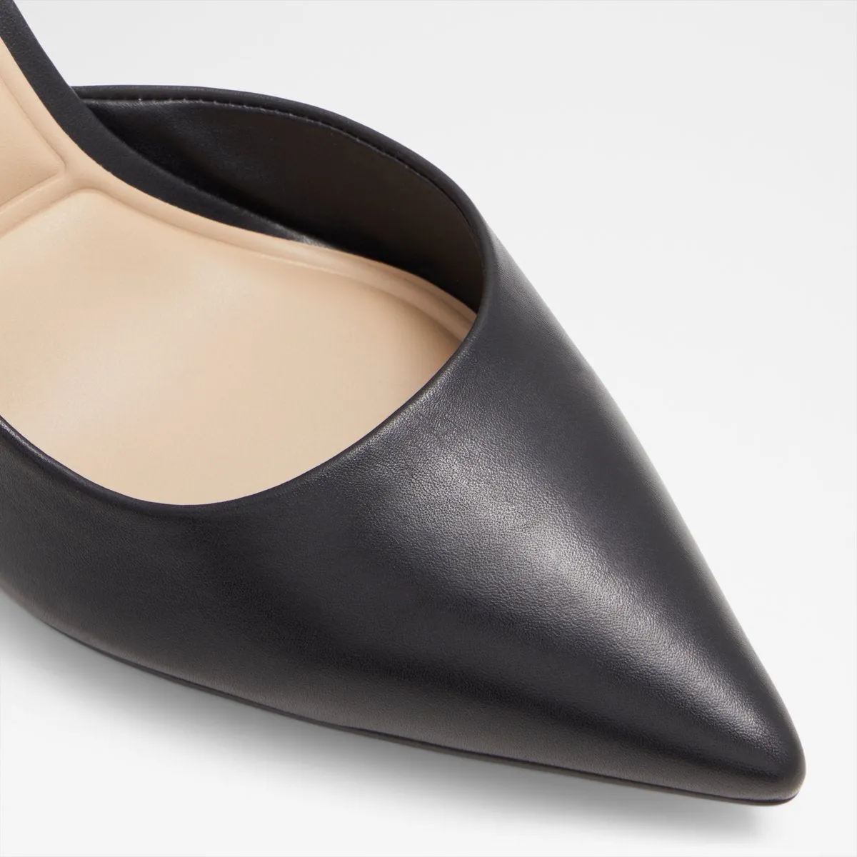 Graywien Heeled Pumps
