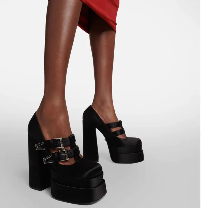KEISE Buckled Block Heel Platform Pumps