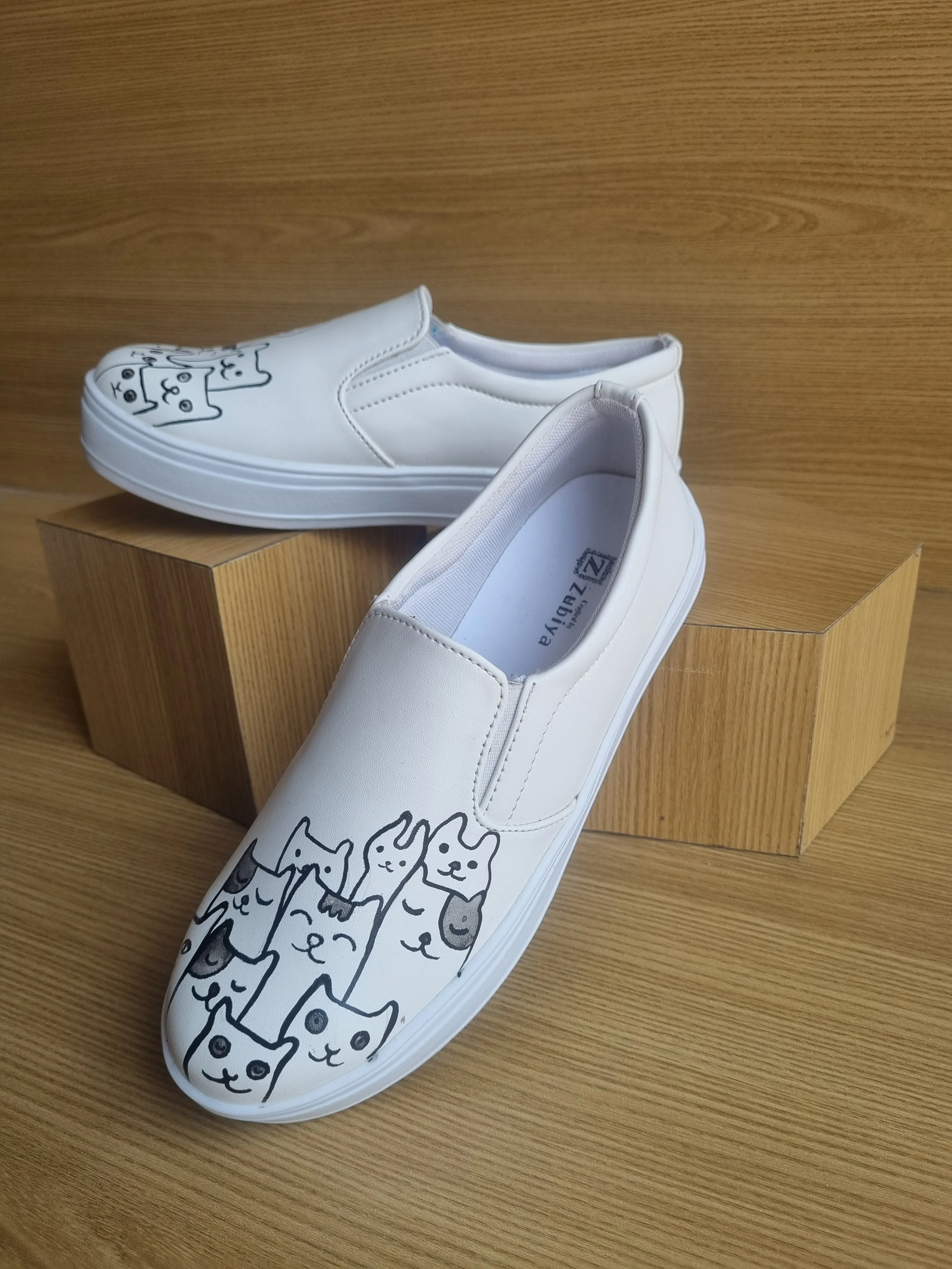 Meow slip-ons