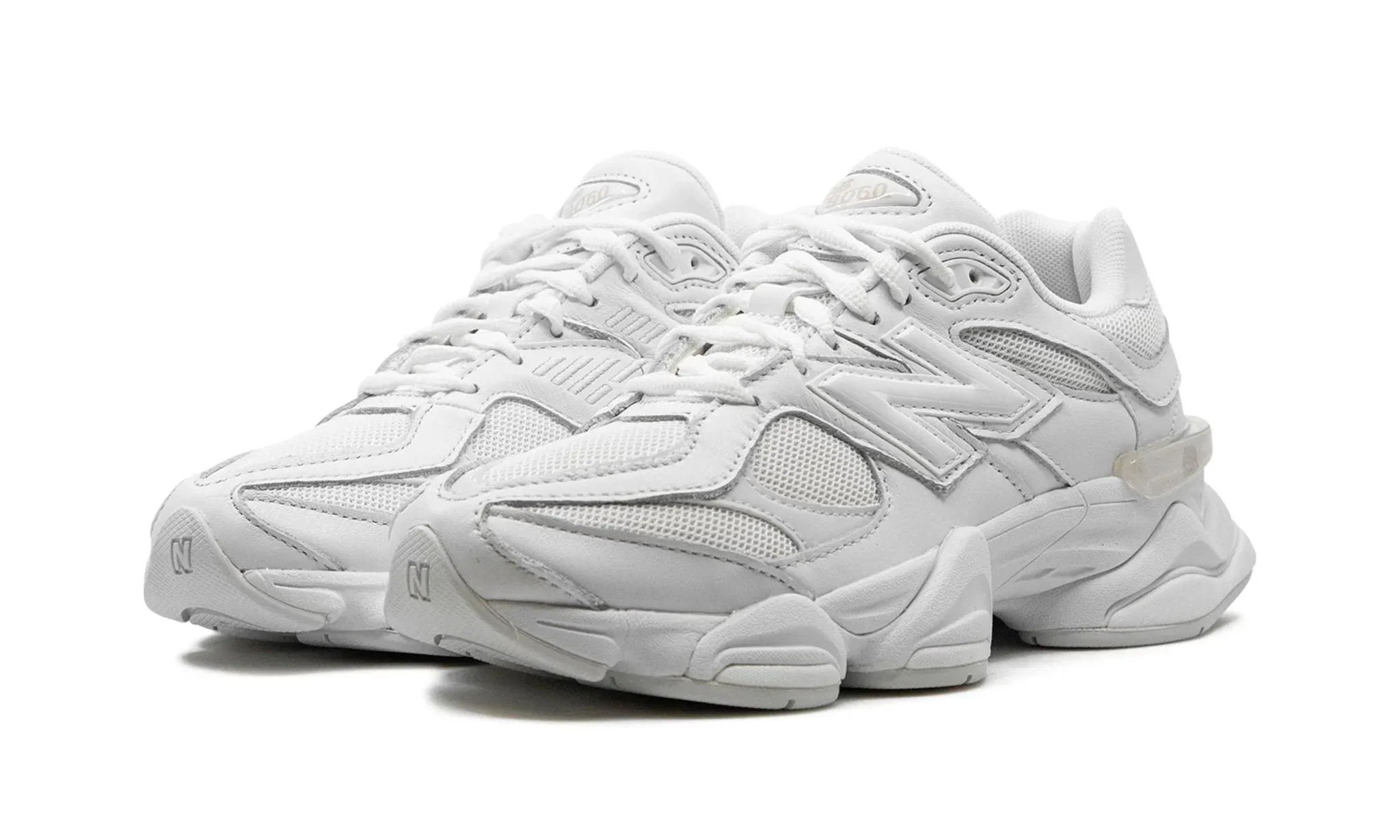 NEW BALANCE 9060 WHITE