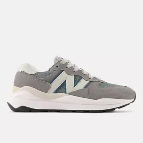New Balance Men's 5740 Sneakers- Red/Grey