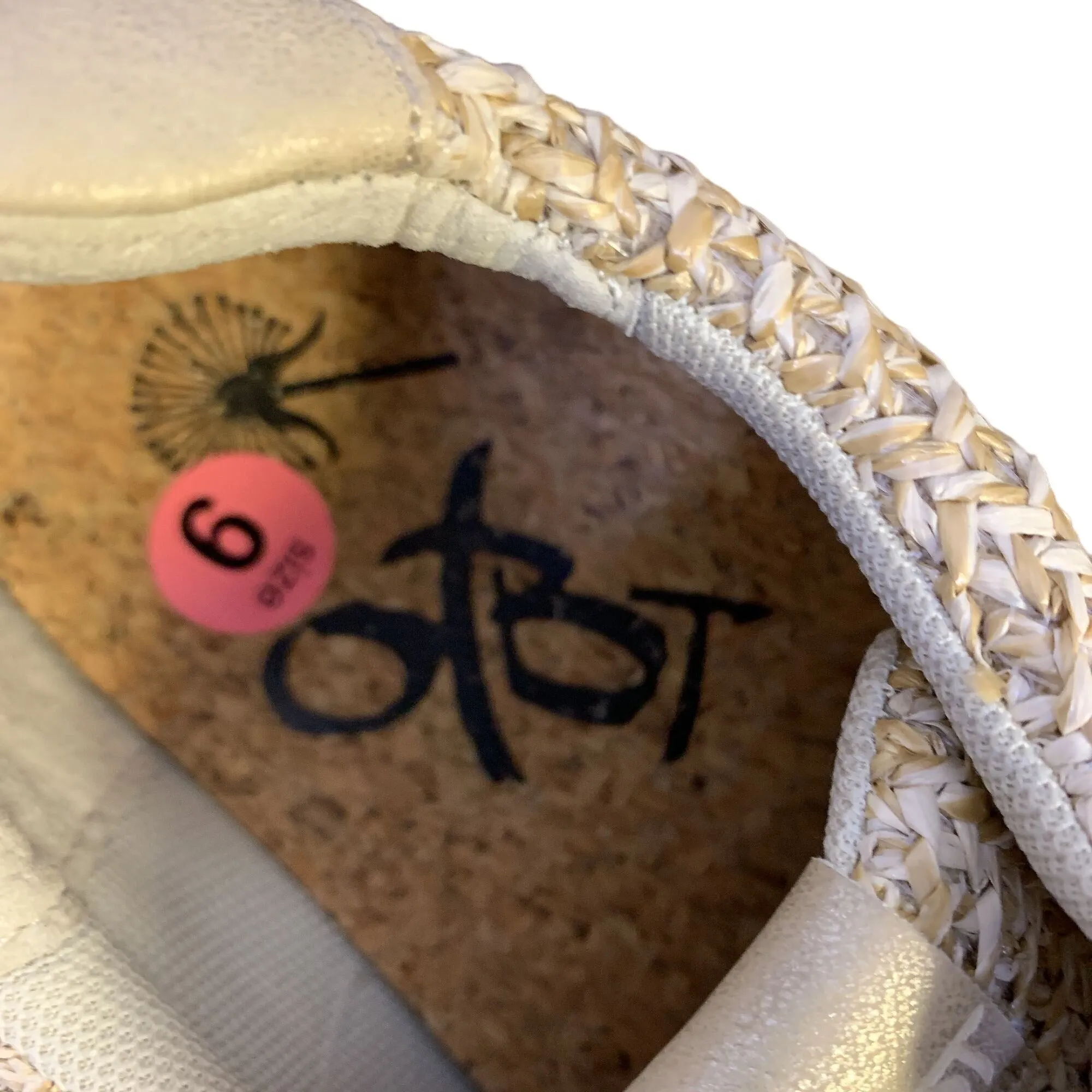 Womens OTBT Size 9 Beige & White Lace-Up Sneakers With Braided Straw Detail