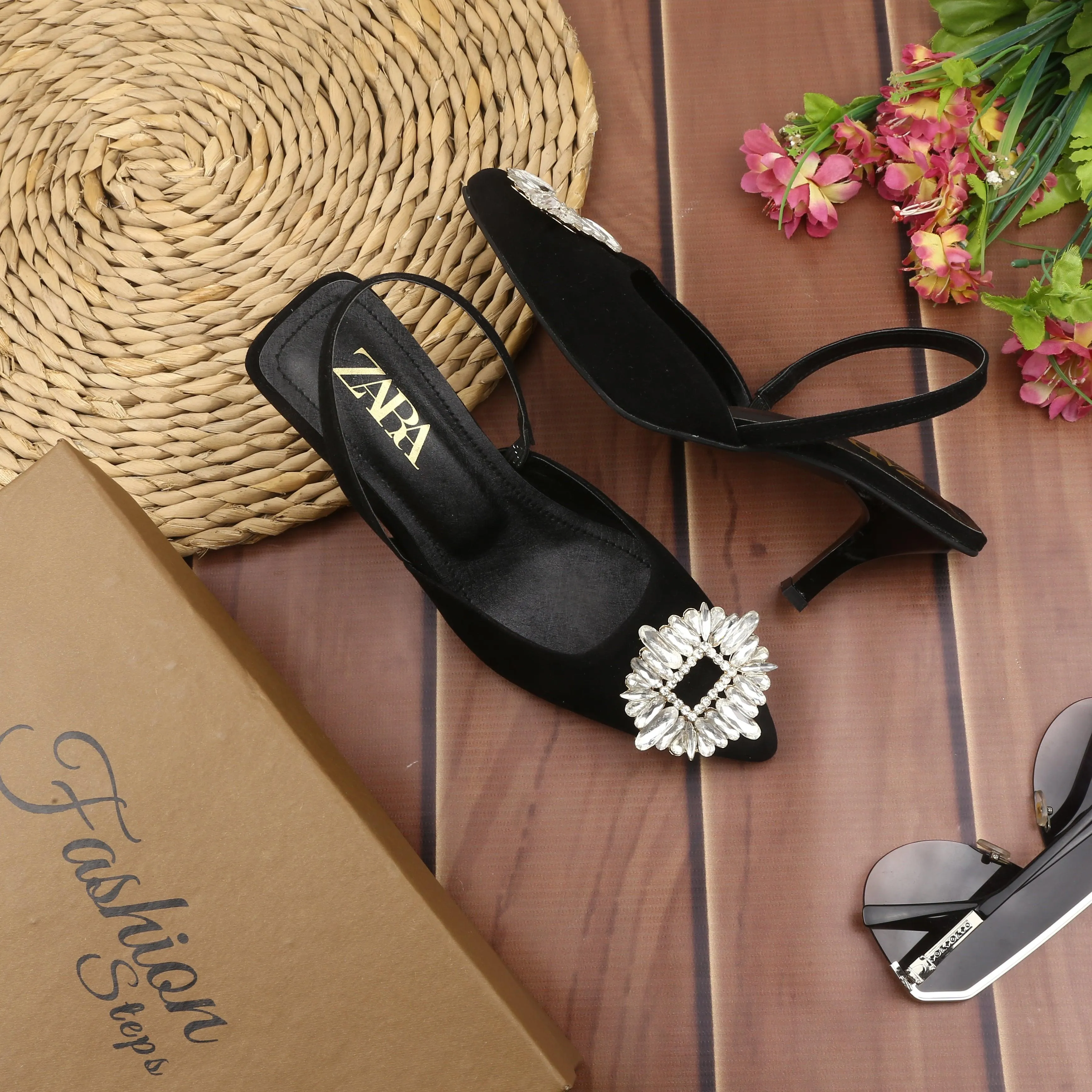 ZARA KETTY HEEL (Black)